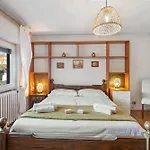 La Lanterna Swimming Pool Retreat - Happy Gignese