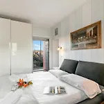 La Lanterna Swimming Pool Retreat - Happy Apartmán *