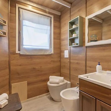 La Lanterna Swimming Pool Retreat - Happy Appartement *