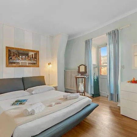 La Lanterna Swimming Pool Retreat - Happy Appartement